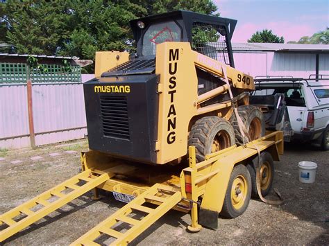 940 mustang skid steer specs|mustang 940 skid steer reviews.